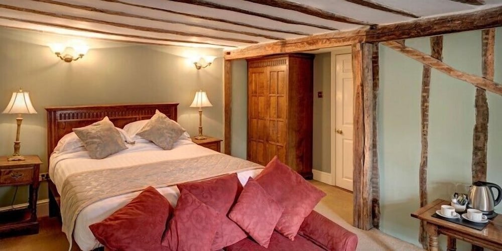 The Brigands Inn