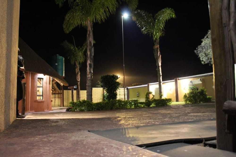 Photo 25