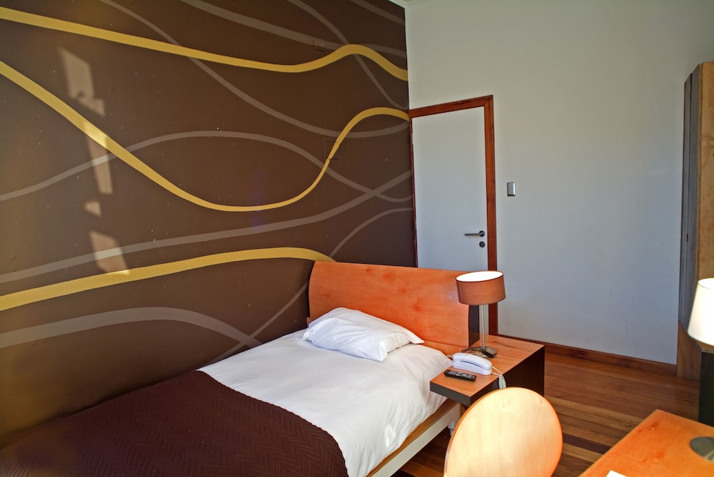 Hotel Latitud 33 SUR - Image 1