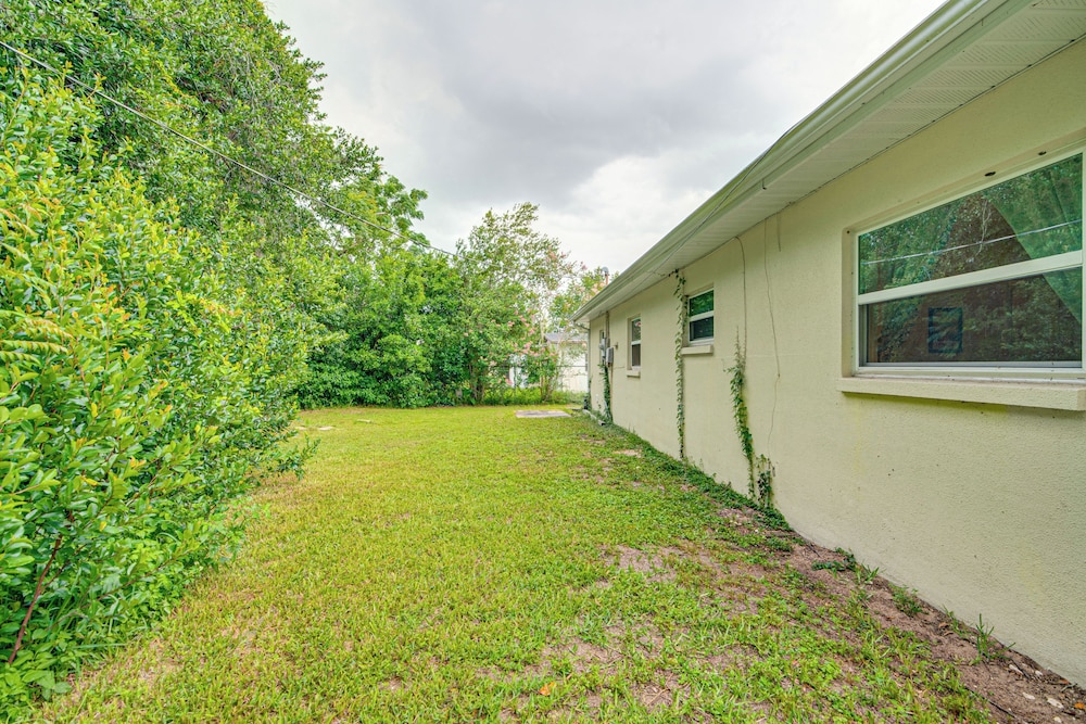 10 Mi to Crystal River: Home in Citrus County