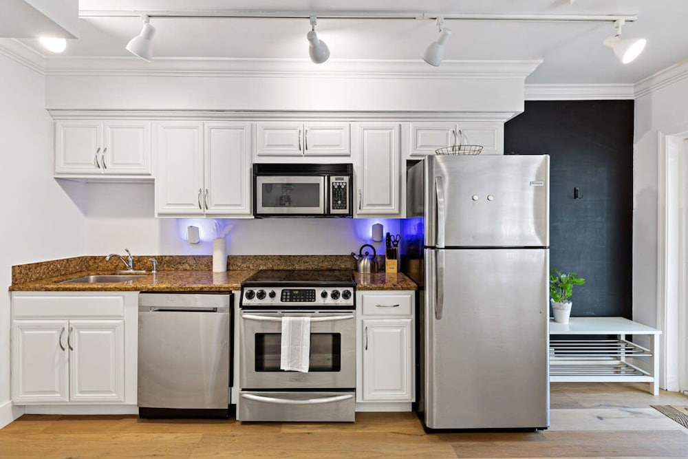Charming Apartment in Las Olas Blvd Isle