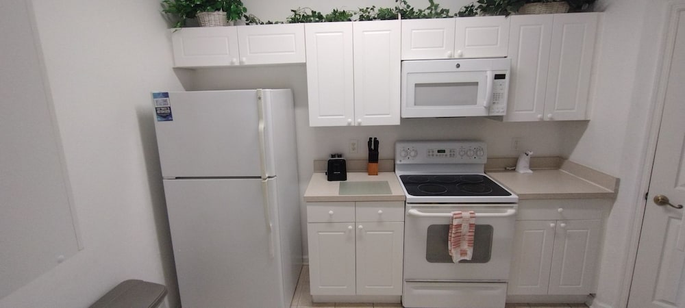 Wp2300si Windsor Palm 3 Bed Condo 3 Bedroom Condo