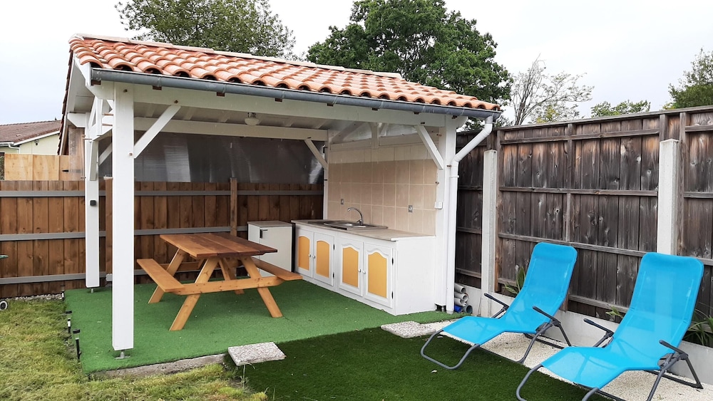 Holiday Home in La Teste Near Arcachon Beach