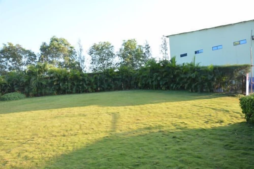 Zip Raashi Farm