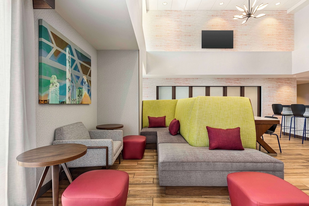 Miscellaneous Market Vacations - Hampton Inn  Suites Oroville - Property Image 3