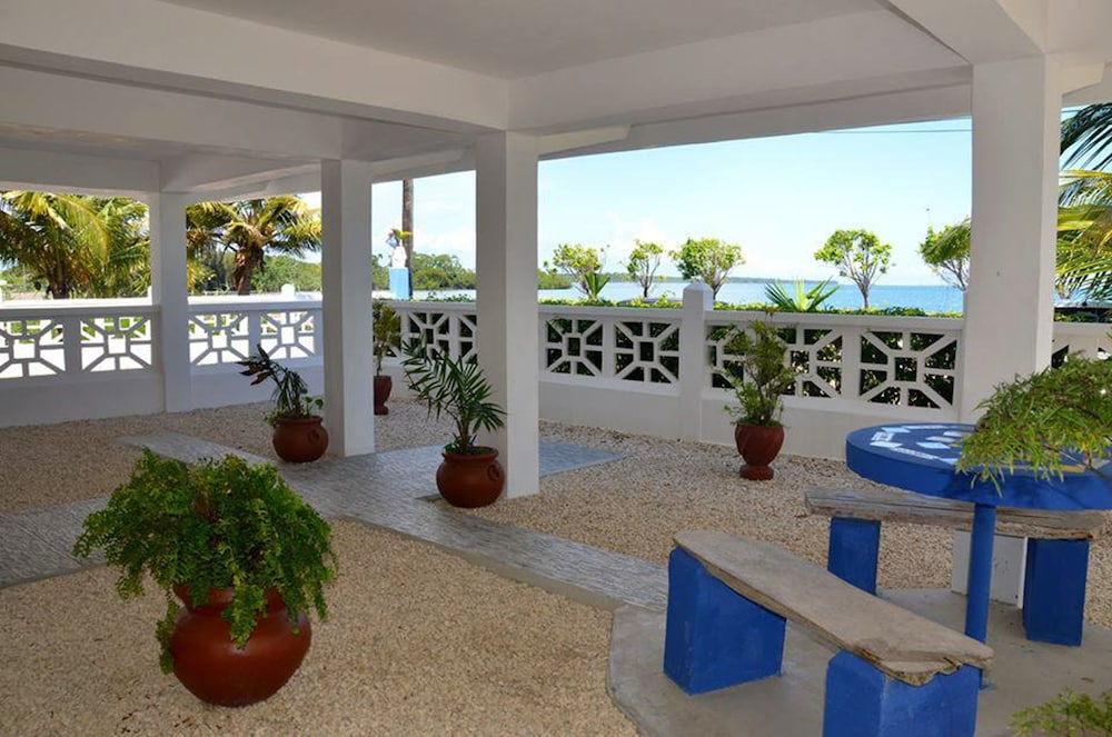 Sea Front Inn