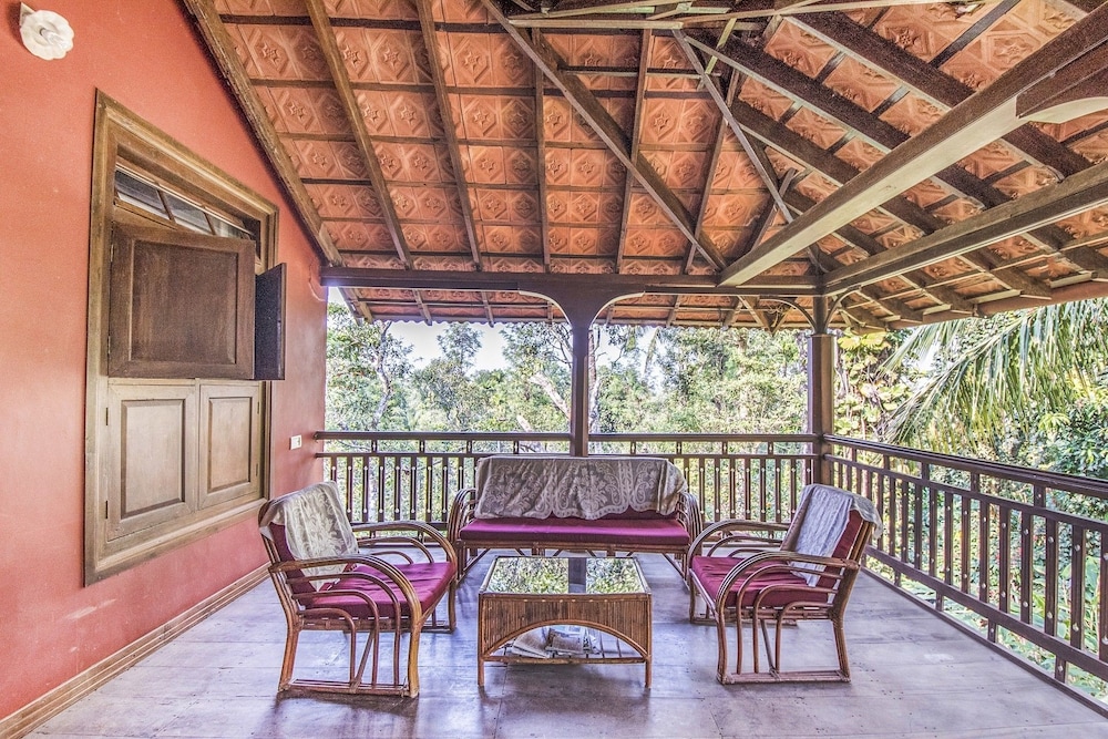 GuestHouser 1 BR Boutique stay ce2d