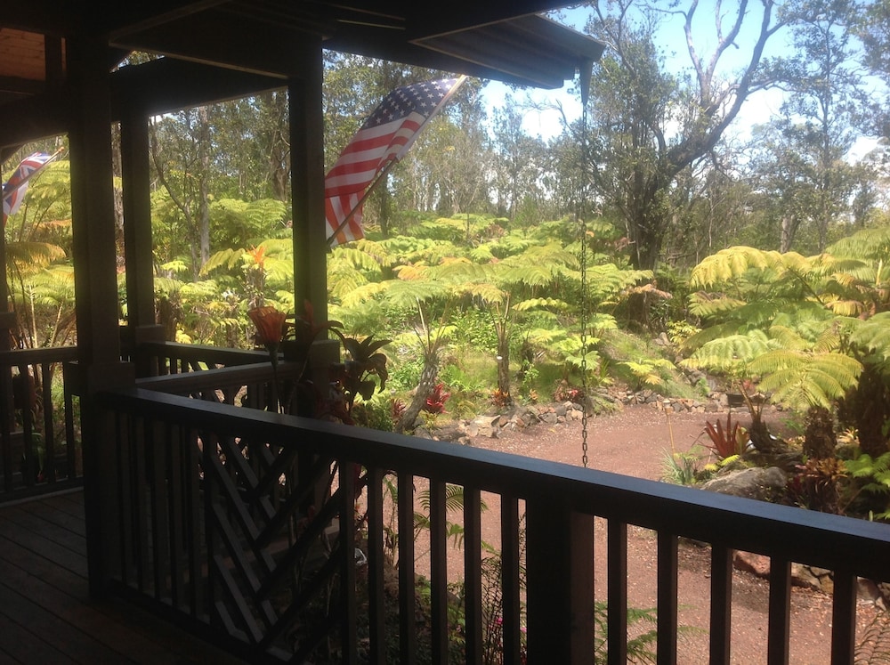 Volcano Rainforest Lodge