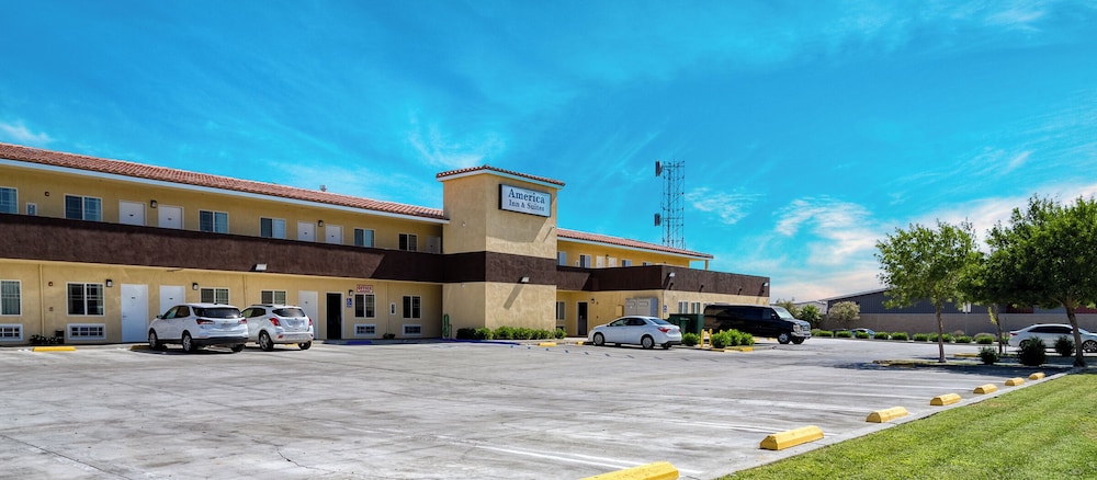 America Inn & Suites
