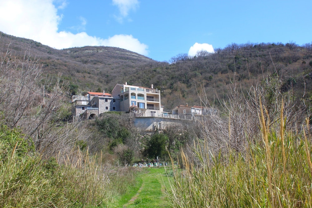 Villa Luka