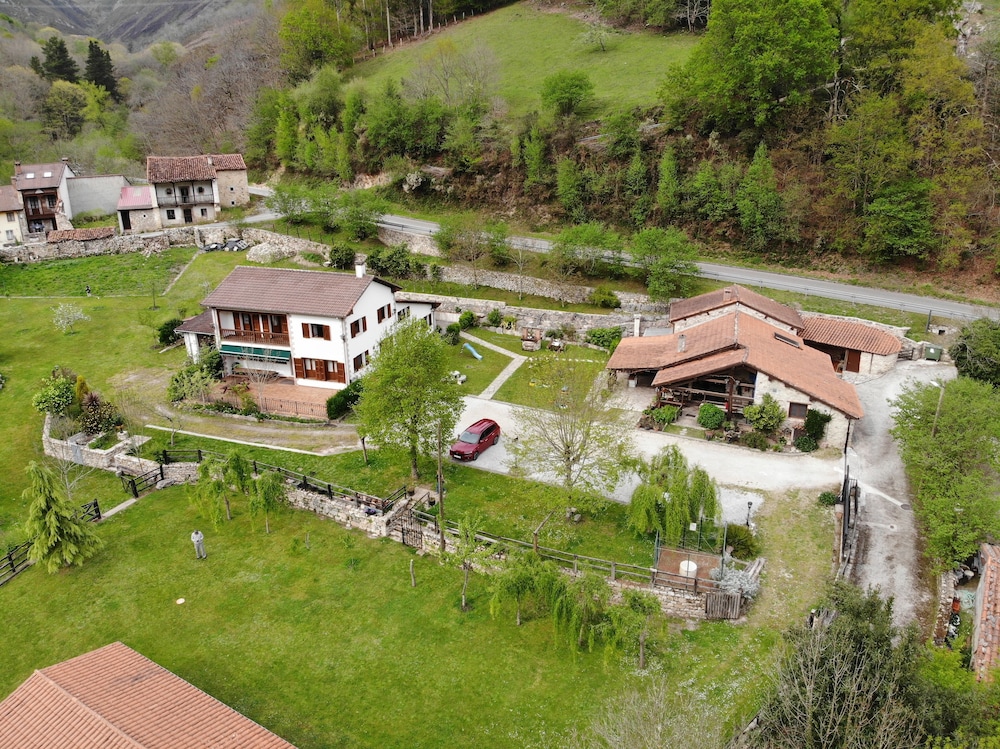Conjunto de Turismo Rural La Tablá