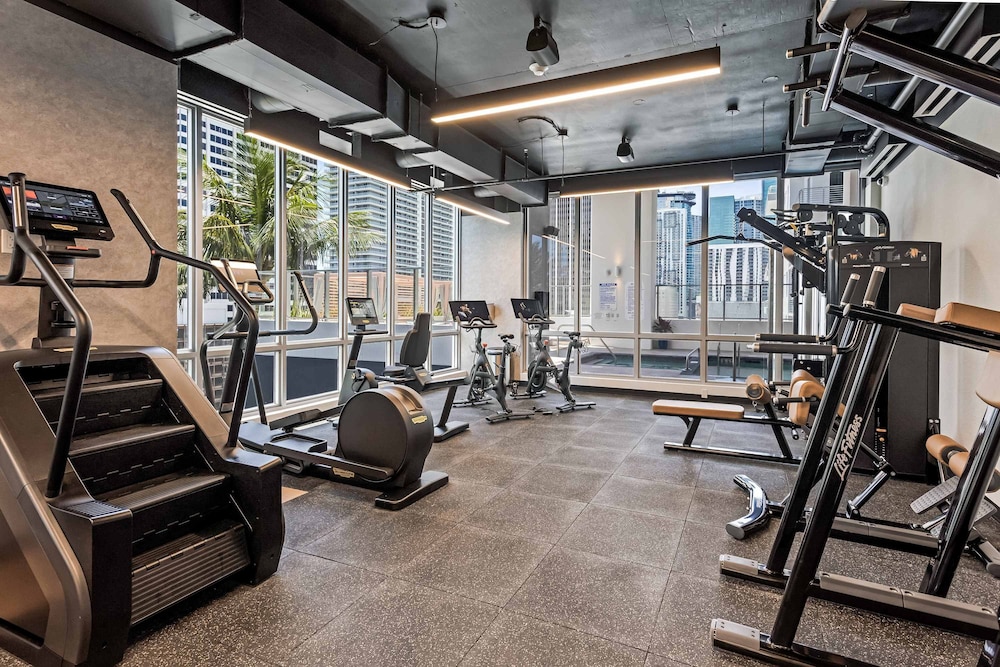 Where the Skyline Sleeps Rooftop Pool Gym