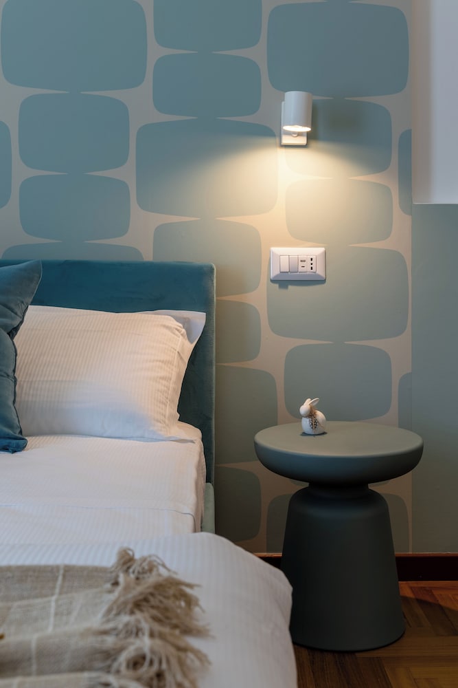 Cornelia Vatican Suites