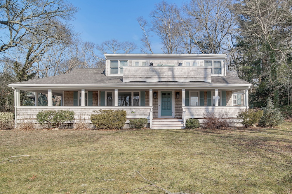 1 Mi to Beach: Cape Cod Family Home in Bourne!