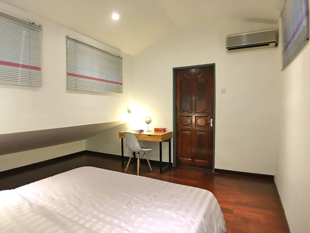 iBook10 Deluxe Loft Suite Room by iBook Homestay