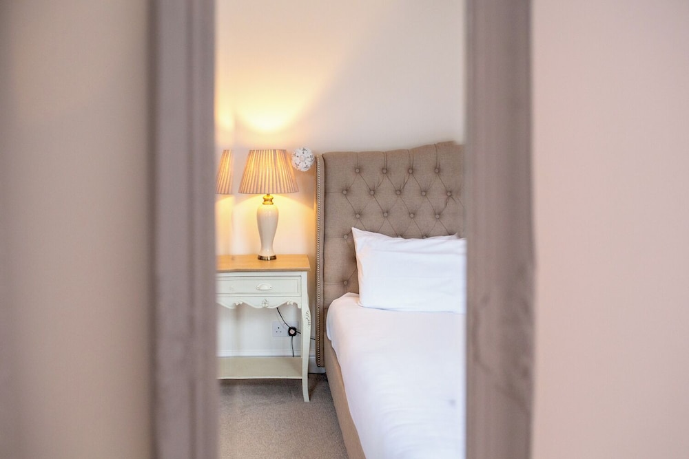 Charming 2 BD House in Tewkesbury Centre
