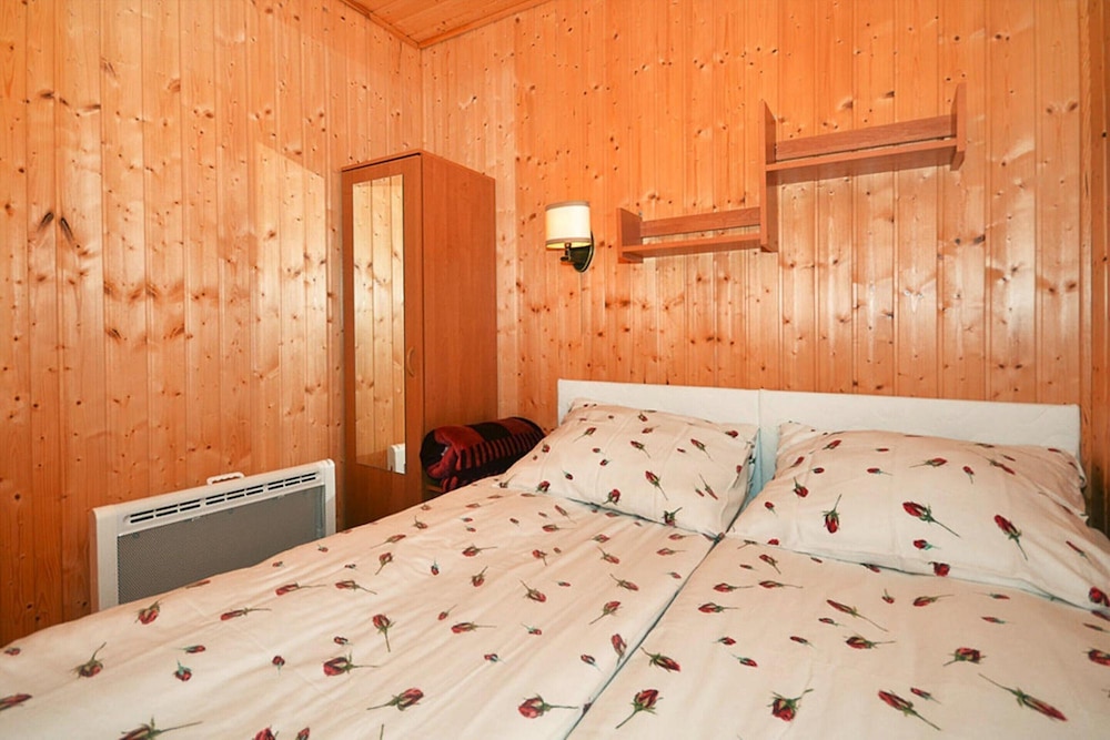 Holiday Homes Close to the Seaside Beach view 3