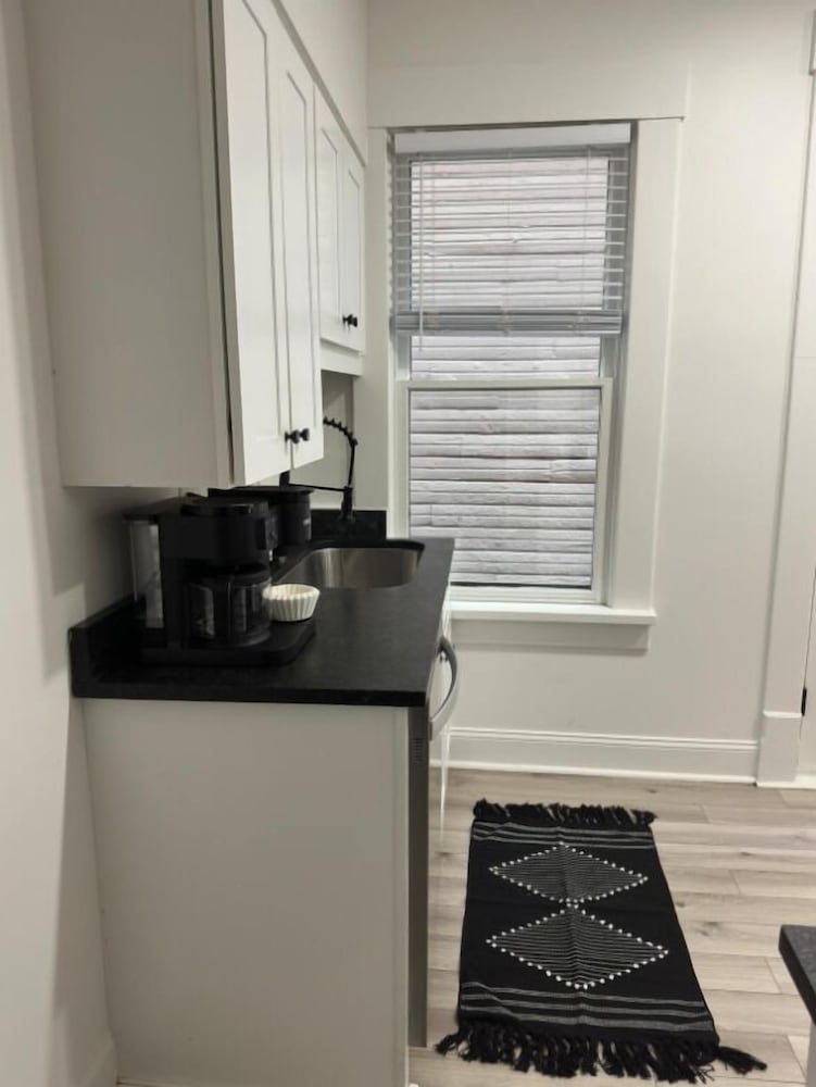 Jungle House Boutique Residences – Downtown Columbus & Short North