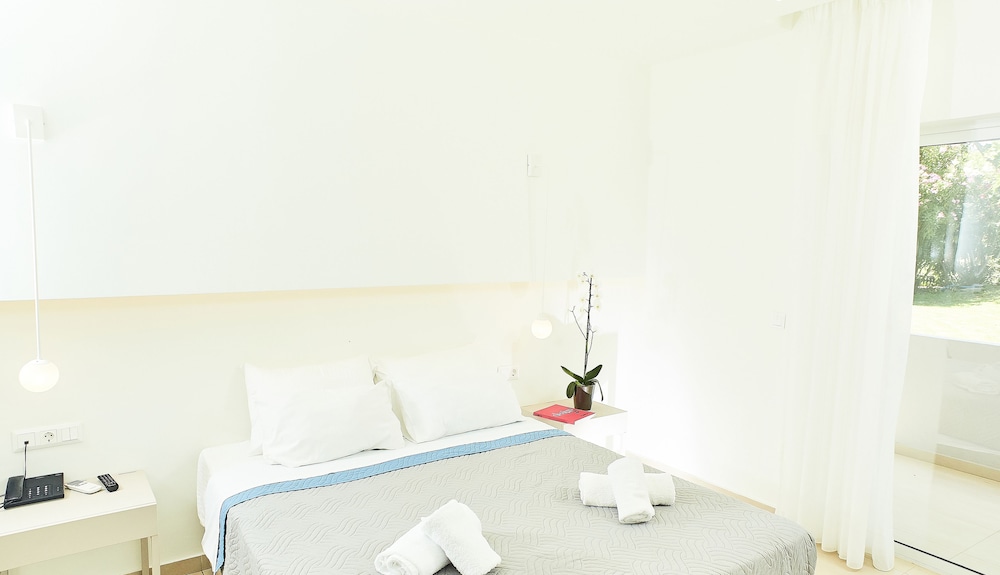 Inspira Boutique Hotel -Adults Only photo 5