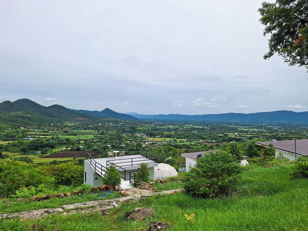 Tawan Ja Resort