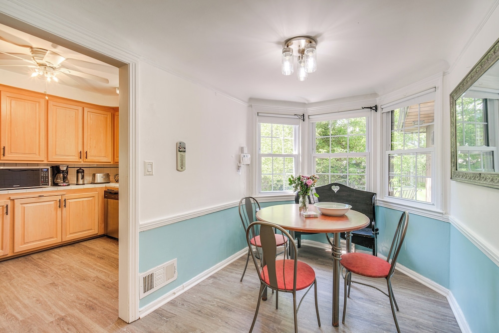 9 Mi to Cleveland: Home Near Hospitals & Colleges