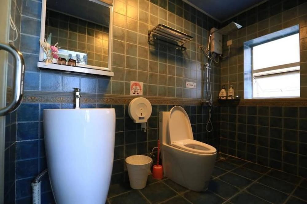 Photo 33