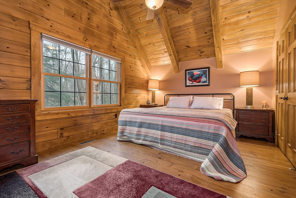 Dancing Bears Retreat view 3