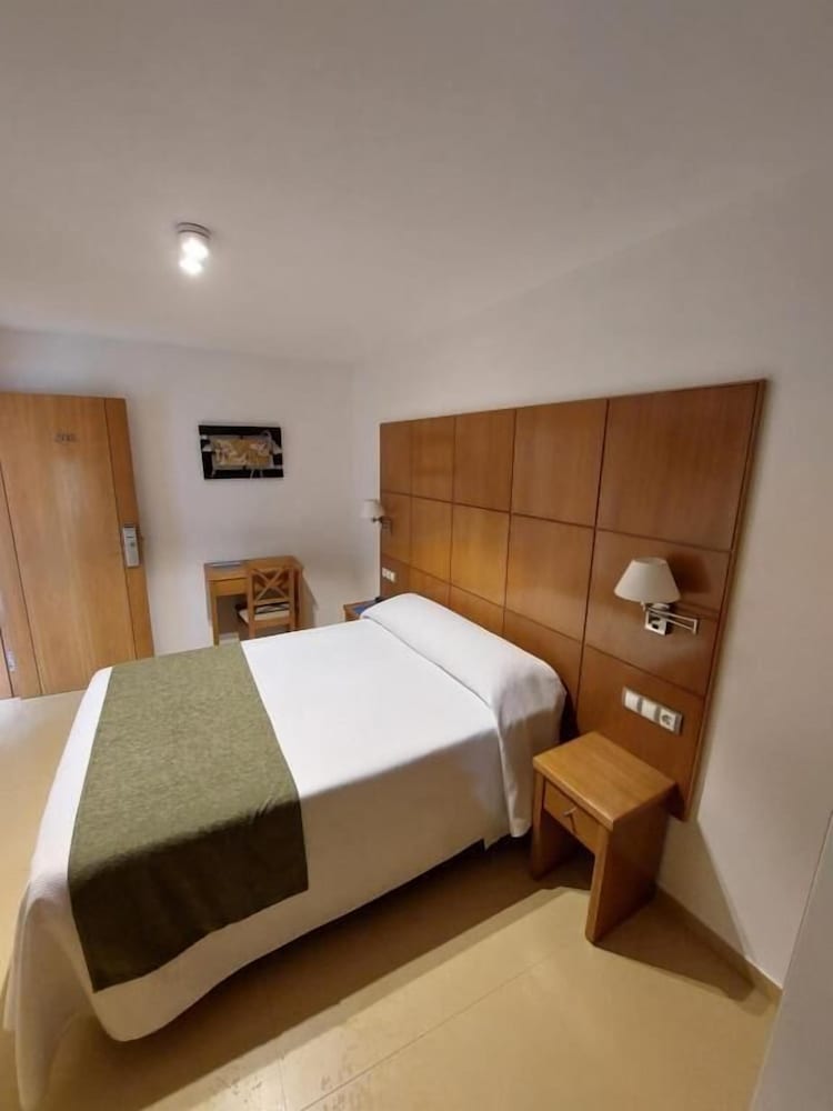 HOTEL TIO PEPE