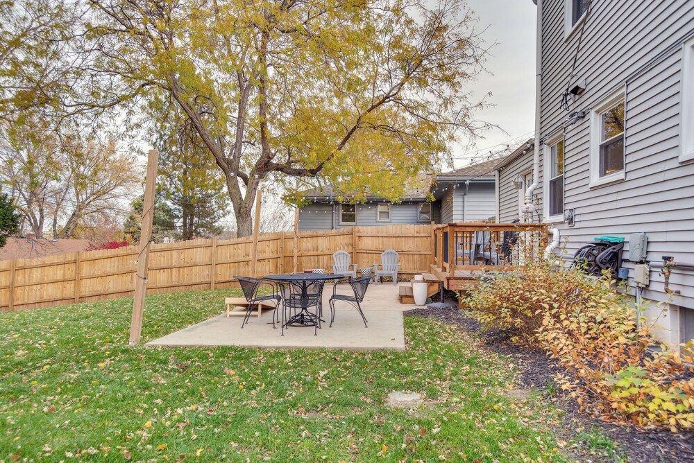 Omaha Vacations - Updated Omaha Home w/ Patio  Private Yard! - Property Image 4