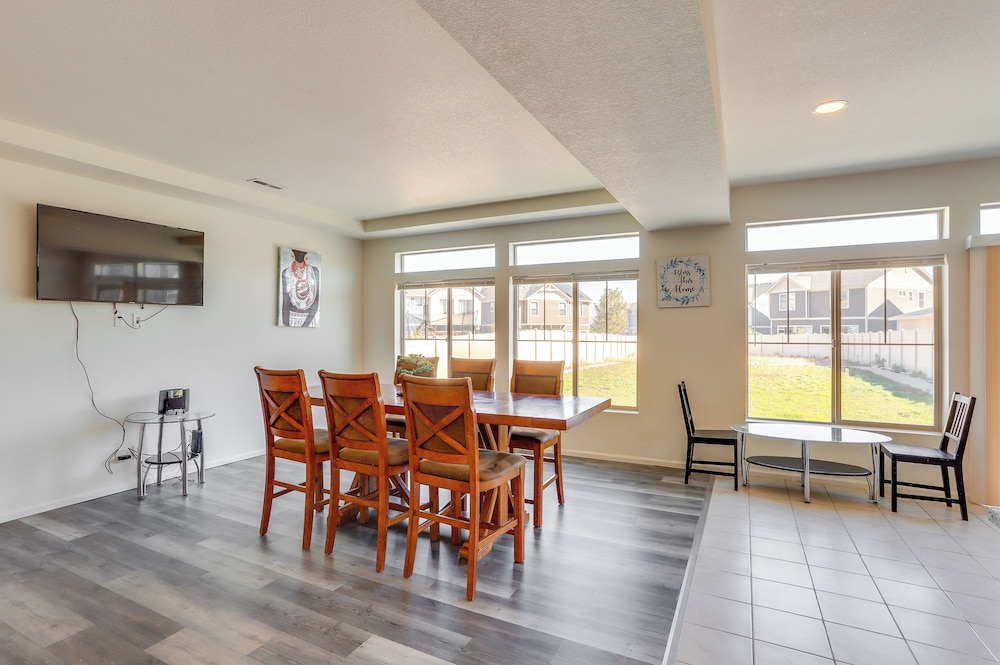 10 Mi to Dia: Family Home w/ Yard!