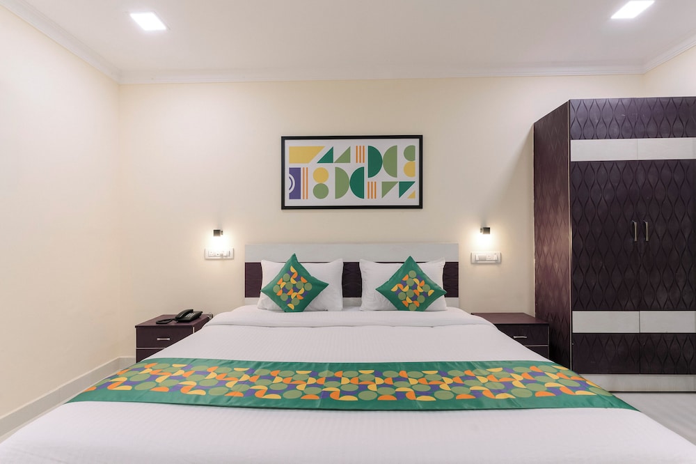 Treebo Sns Grand Inn
