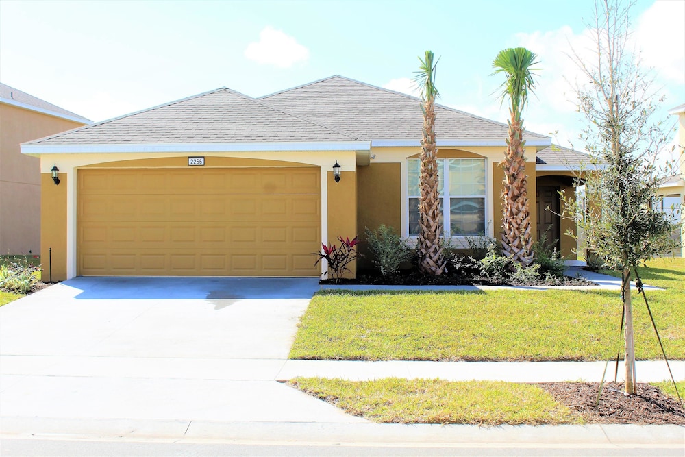 Crofton Springs House 4 Bedroom