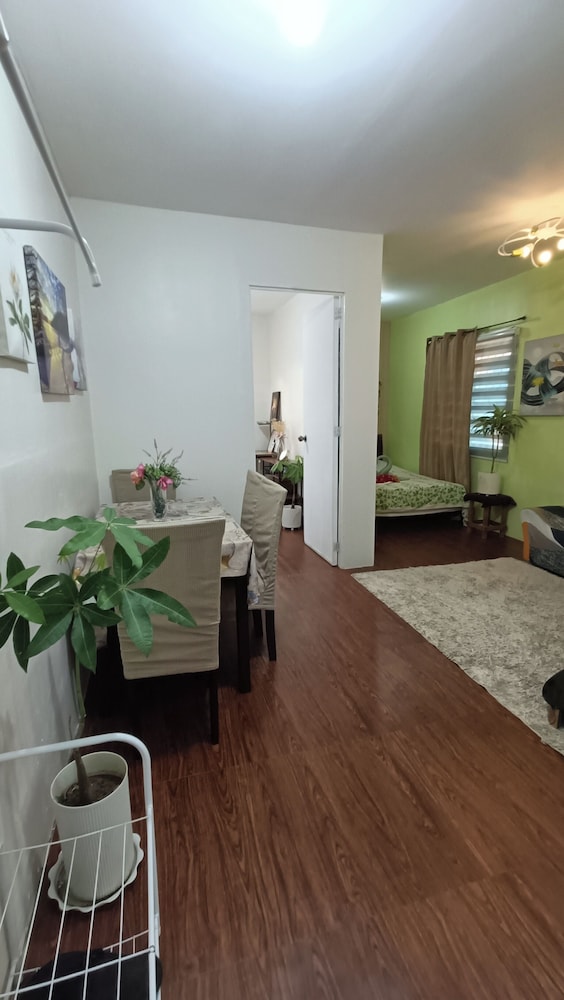 Amigas Transient House
