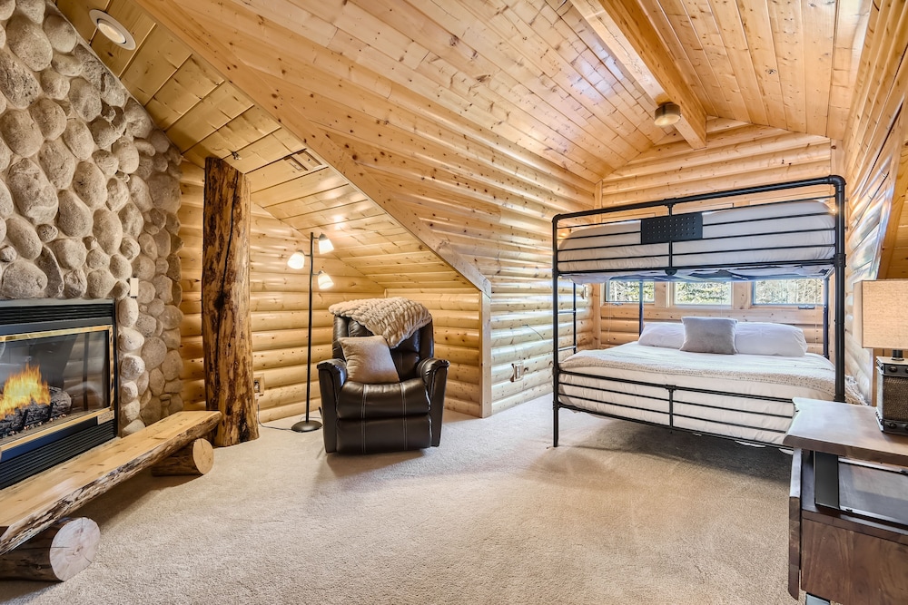 Chaparral Cabin Vibes At Deer Valley! 3 Bedroom Condo by RedAwning view 5