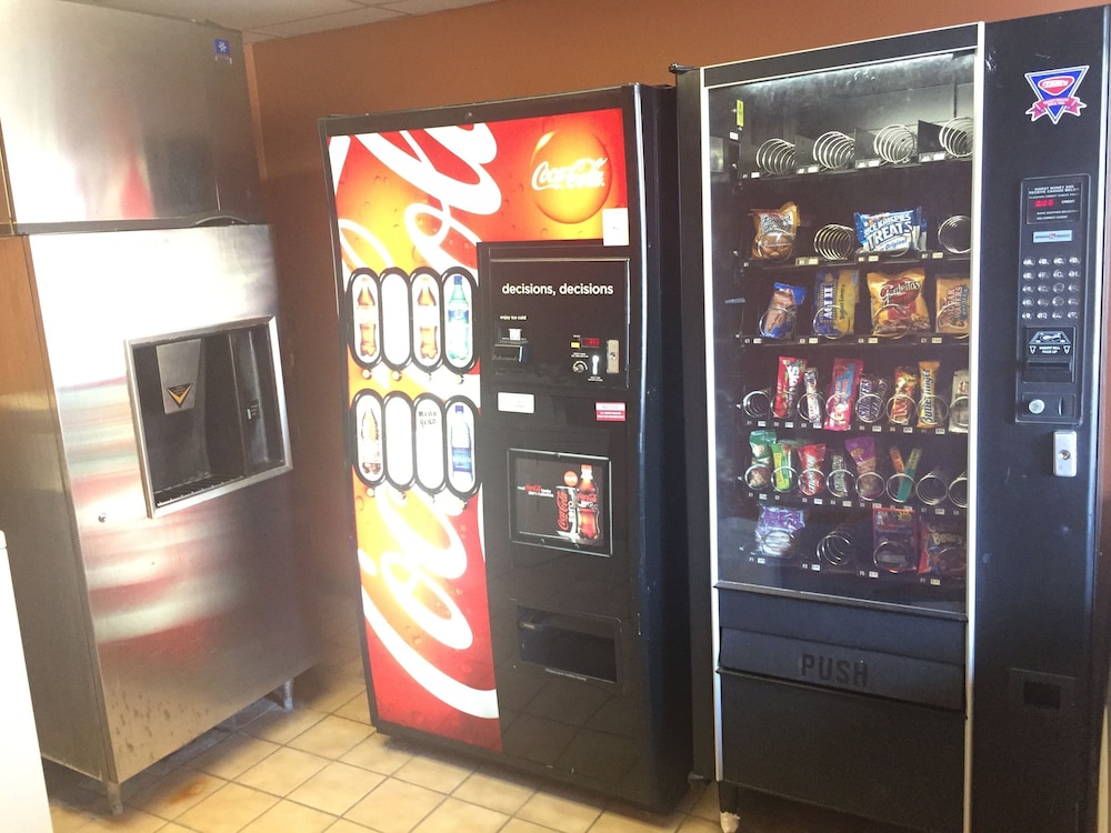 Garden City Vacations - Americas Best Value Inn Garden City - Property Image 12