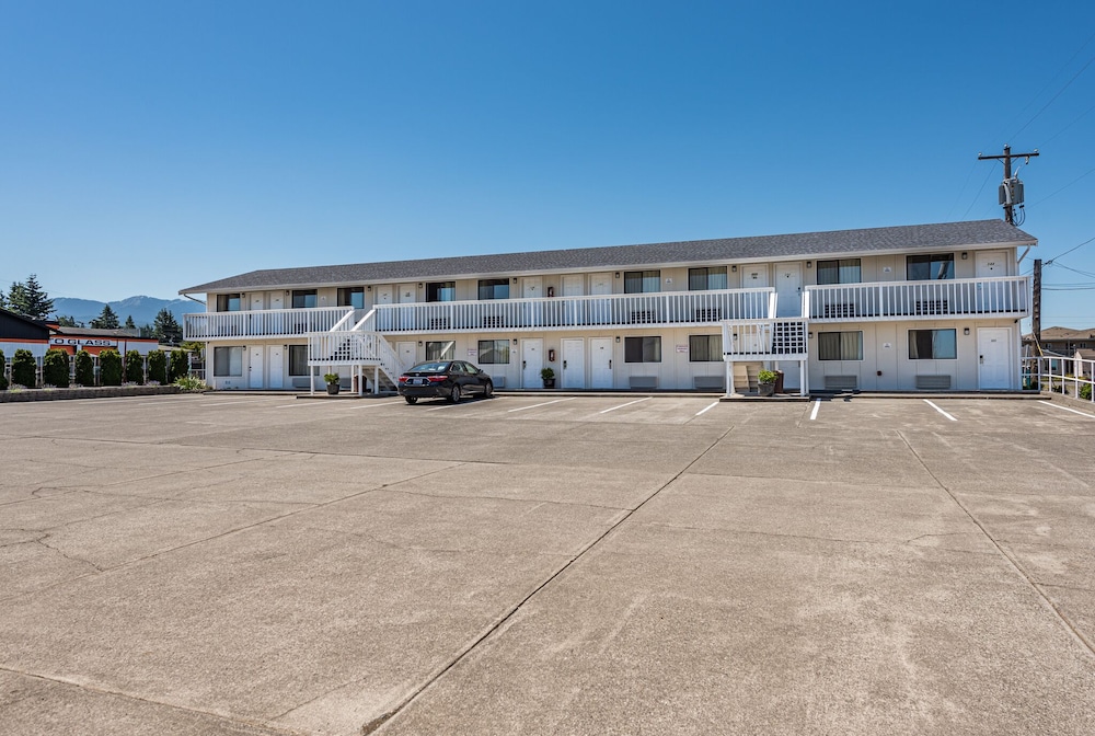 Sundowner Motel