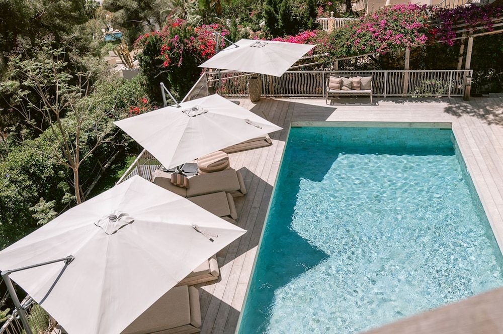 Can Furnet in Ibiza With 4 Bedrooms and 8 Bathrooms