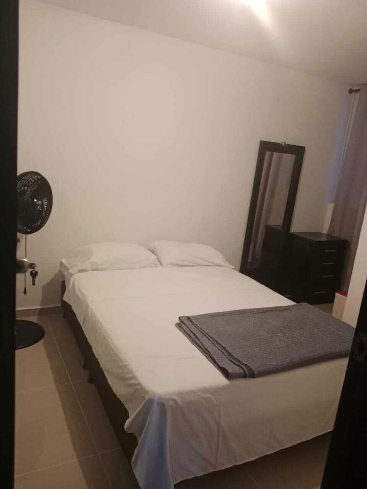 Provenza Housse-Alquiler habitaciones