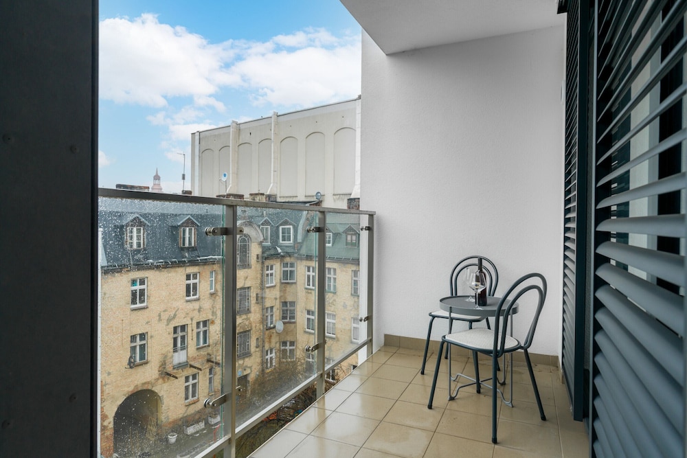 Apartament Black & White Mostowa view 3