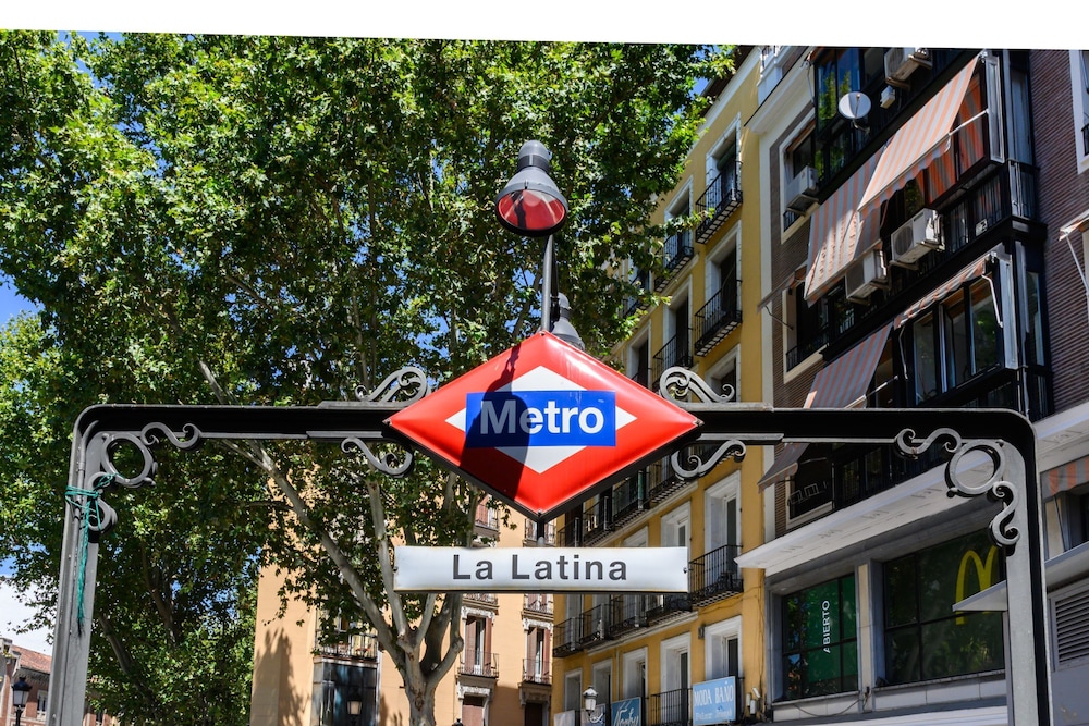 M Enc132 Acogedora Vivienda en La Latina una de
