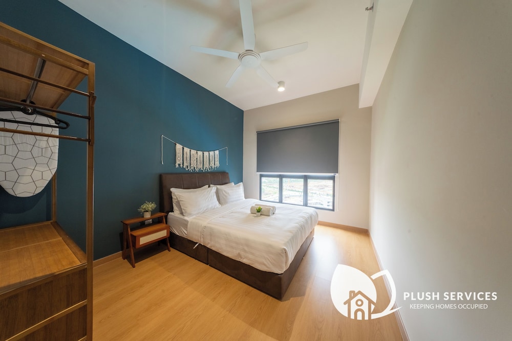 Maya Bay Residences