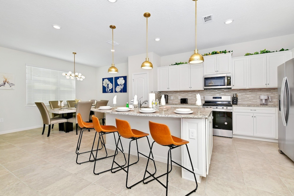 5BR Modern Villa in Soltera Resort, Disney, Pool