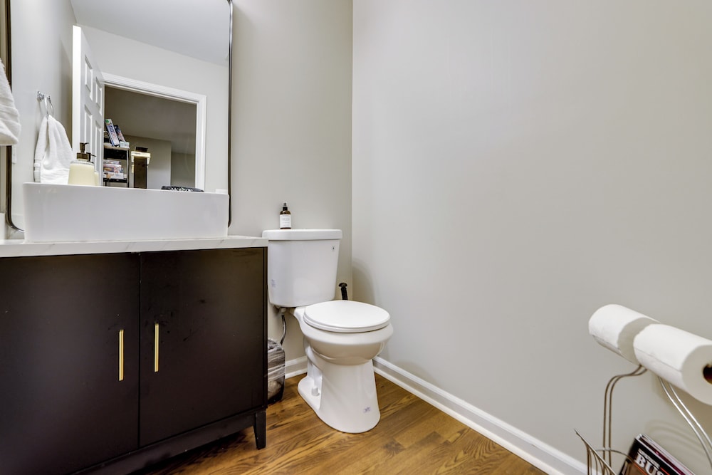 Playroom & Home Office: Family Retreat in Mauldin!