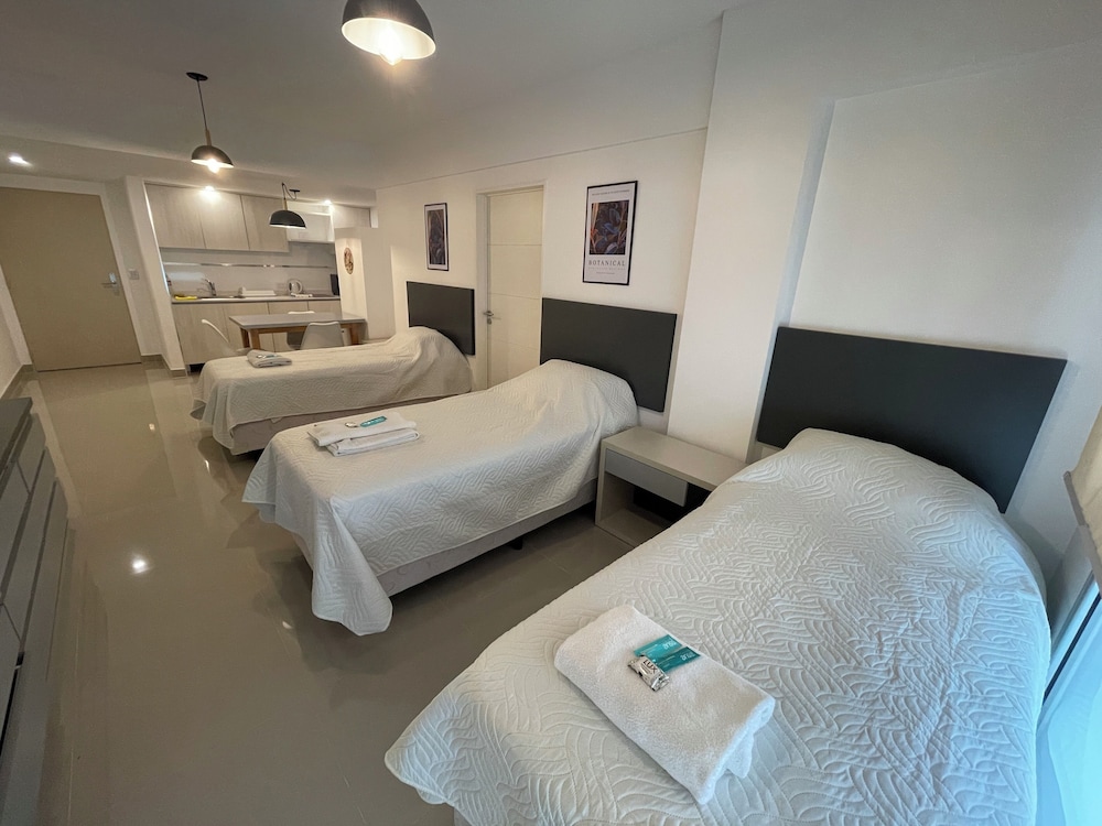 Ayres Suites Moreno