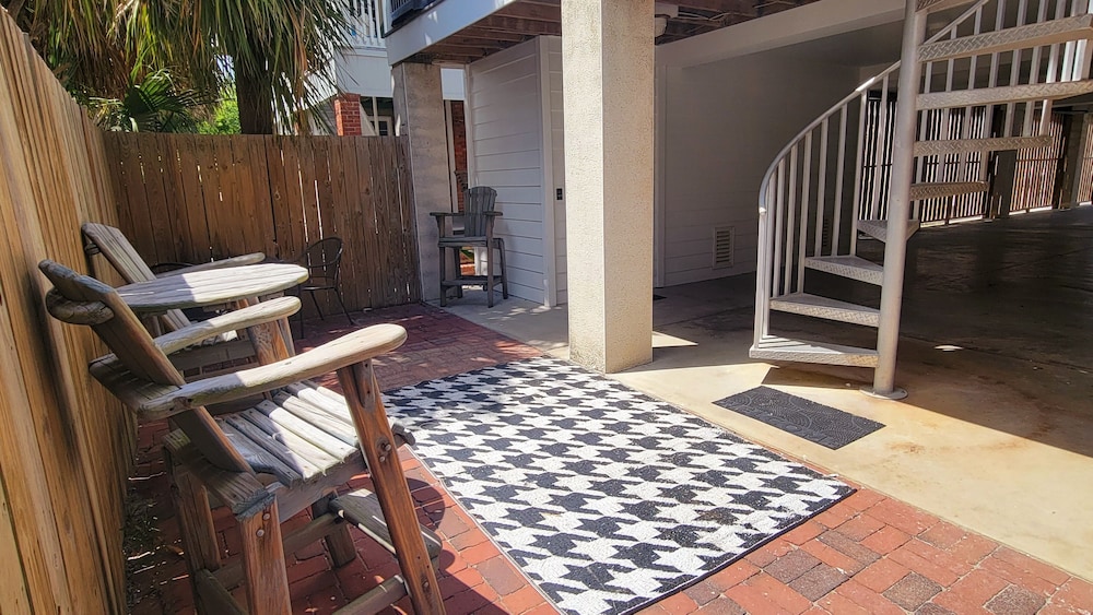 Oceanview A by Tybee Vacation Rentals