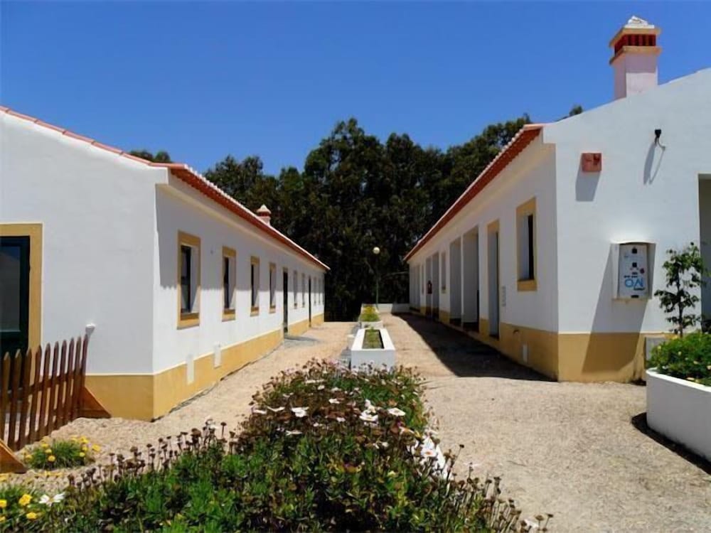 Monte Carvalhal da Rocha - Campground