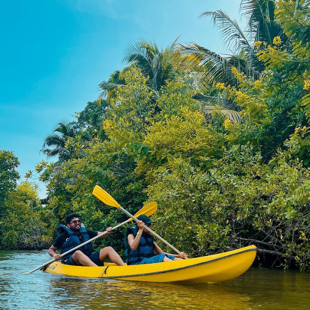 Crush River Villa Hikkaduwa