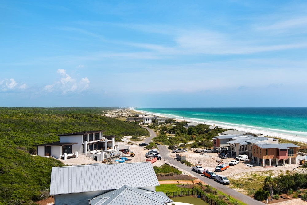 Tops'l Beach Manor C-804