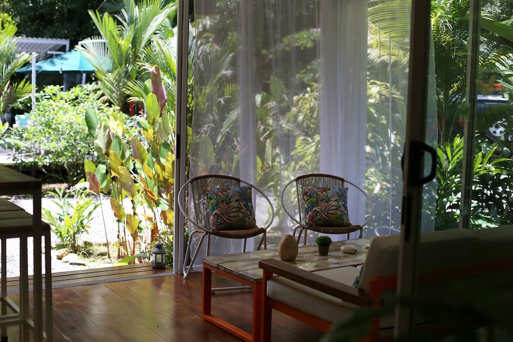 Casa Blanca Villas Ojochal view 5
