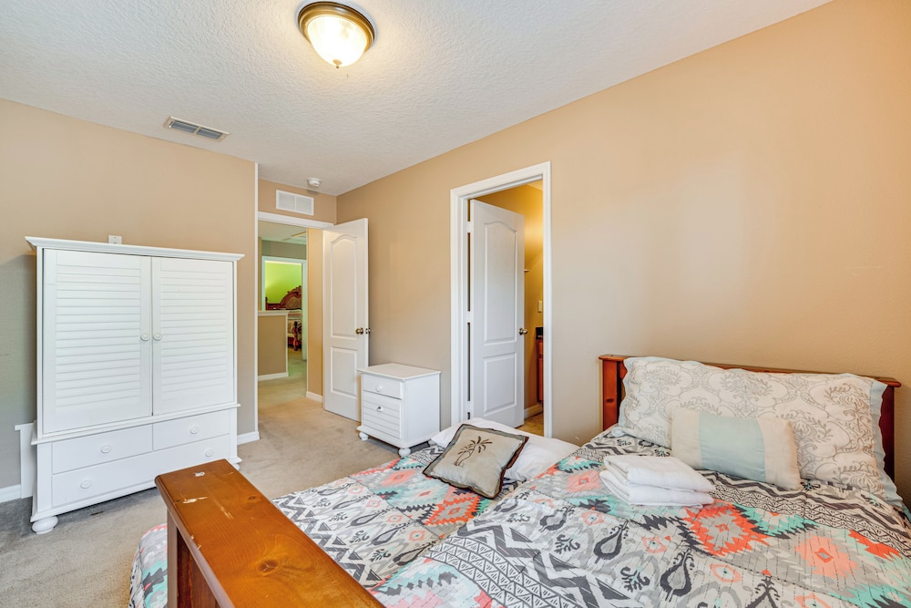 17 Mi to Disney: Getaway in Davenport w/ Game Room